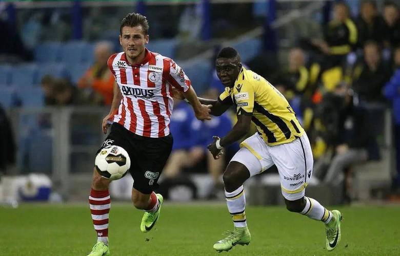 德的年均薪 德的年均薪