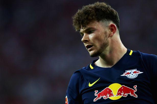 竞争激烈的 竞争激烈的