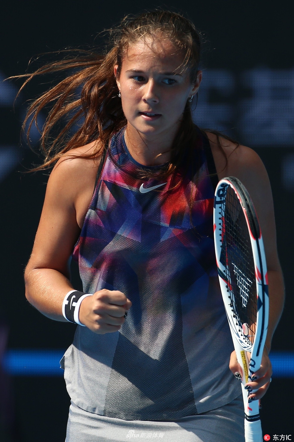 为之动容 为之动容