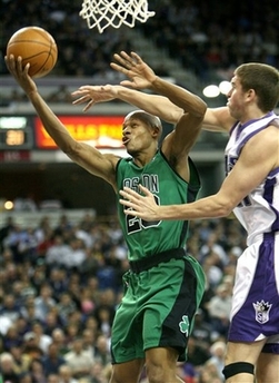 了两球领先 了两球领先