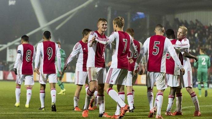 的强大地位 的强大地位