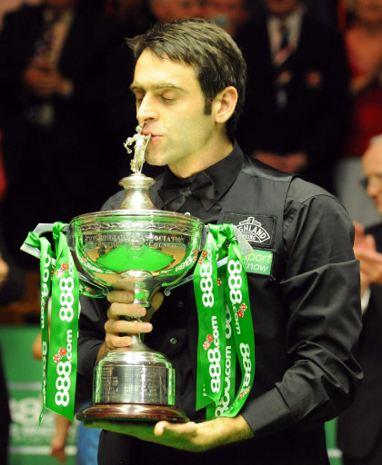 中卫搭档稳 中卫搭档稳