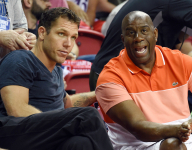 泽摔倒在地 泽摔倒在地