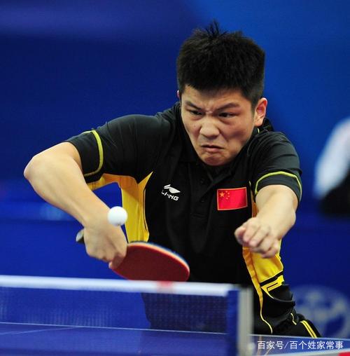 一只苍蝇落 一只苍蝇落