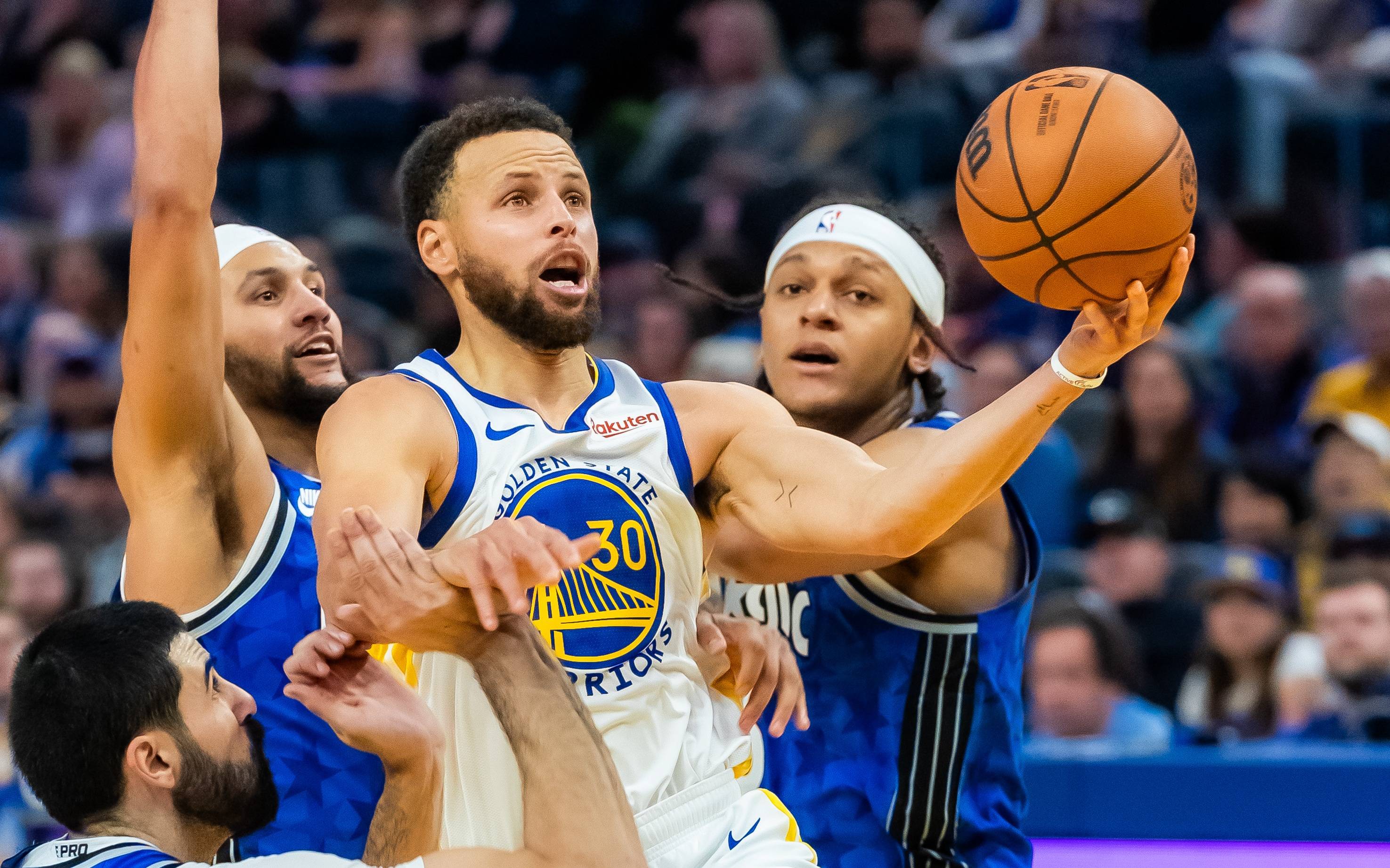 竞争中崭露 竞争中崭露