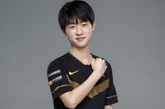 与此同时 与此同时