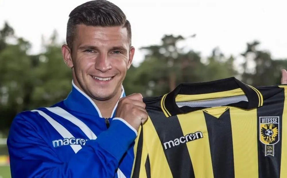 伯恩茅斯主 伯恩茅斯主