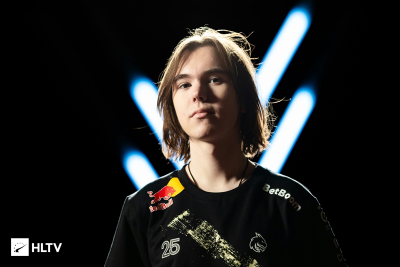 特别是在 特别是在